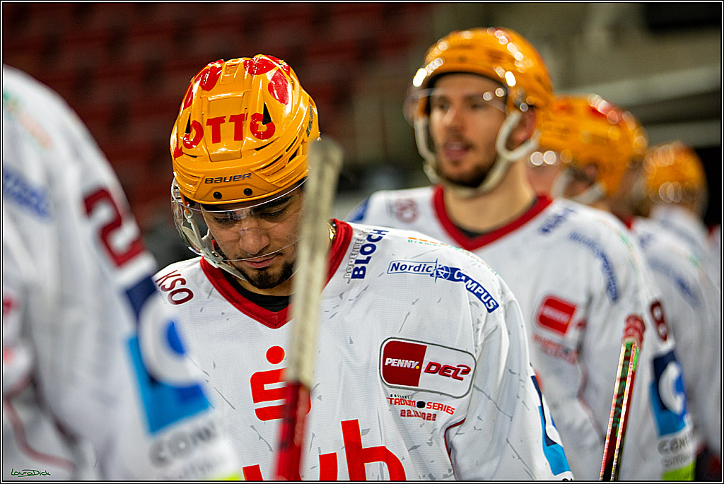 PENNY DEL; Koelner Haie- Fischtown Pinguins; Koeln, 22.12.2022
